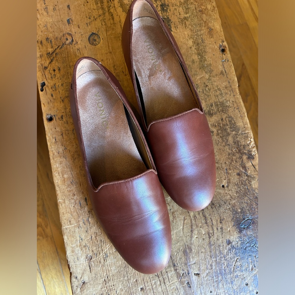 Vionic Brown Leather Loafers